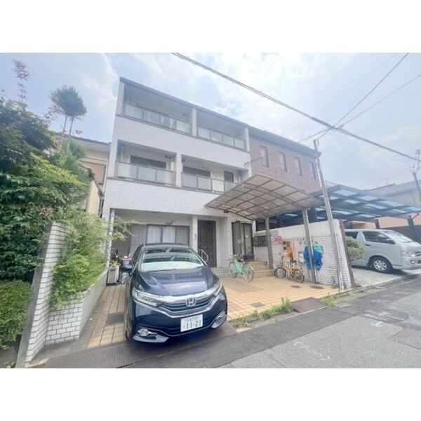 ジュネス・ドミール
