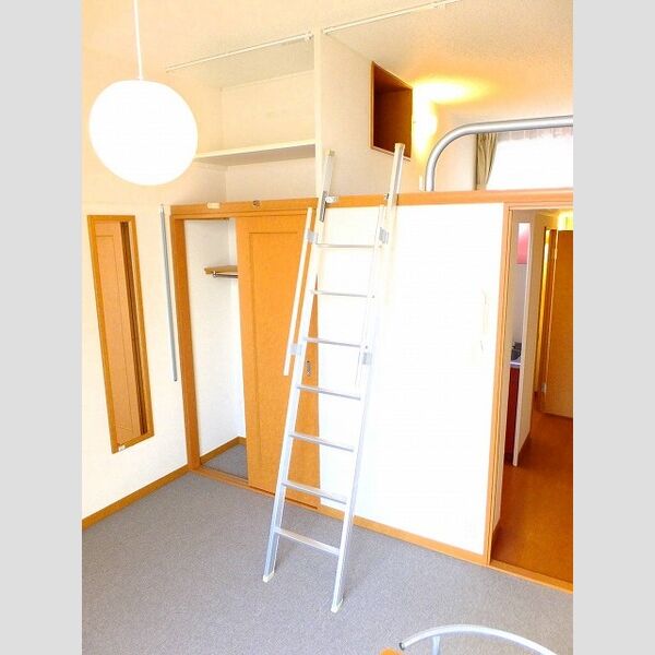 レオパレスネオ 室内写真6