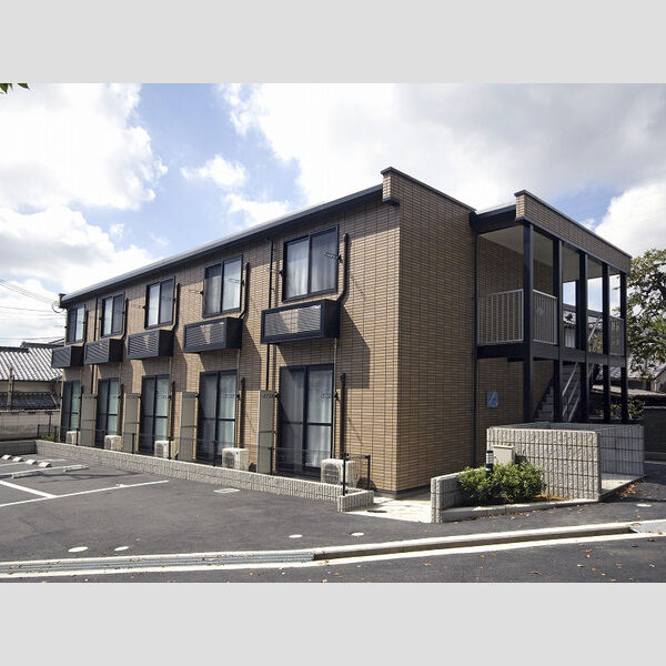 レオパレスル シエル ブルー 建物画像