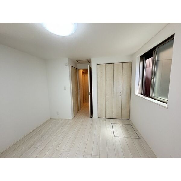 大喜新町3丁目貸家 室内写真1