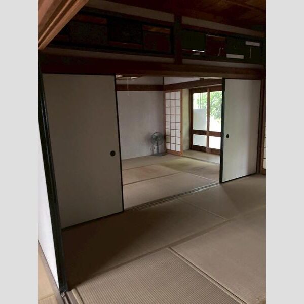 打越吉崎邸 室内写真2