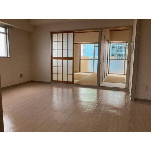 プレズ名古屋入場 室内写真1