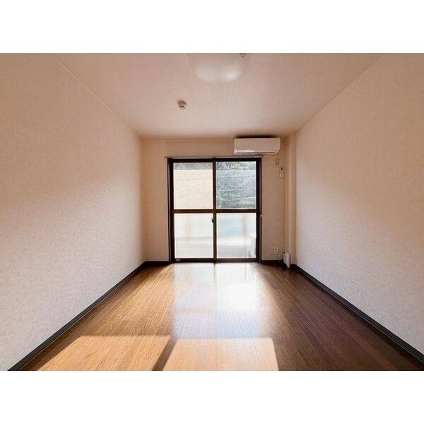 Liberation21 室内写真1