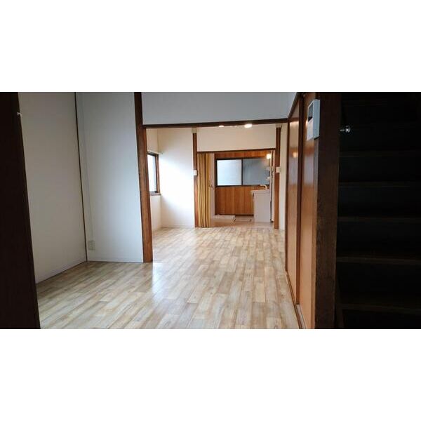 Terrace House NEYAGAWA 室内写真1
