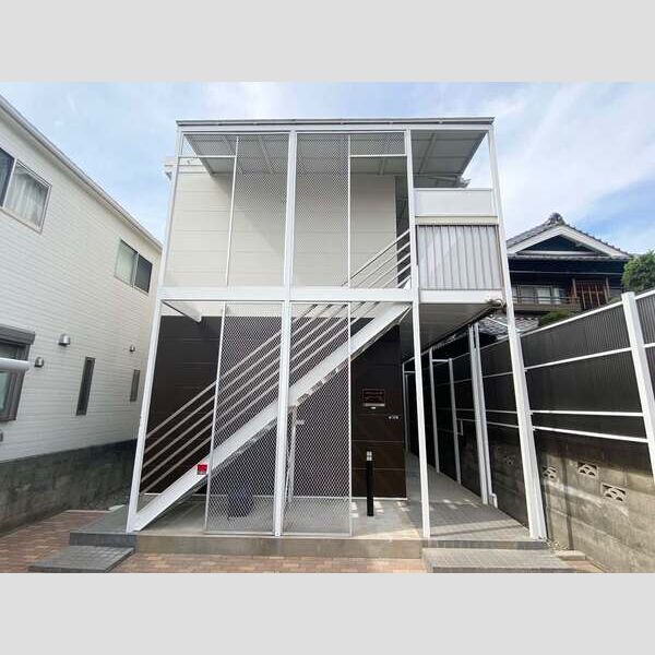 レオパレスComfort House