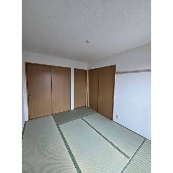 NF GRAN 黄金 室内写真6