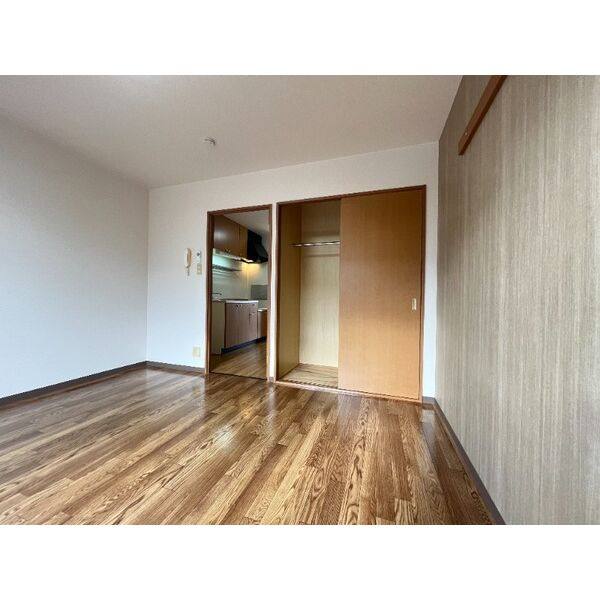 NEU HAUS 室内写真10