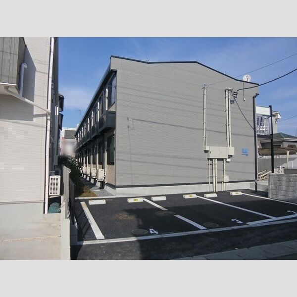 レオパレスレグルス 建物画像