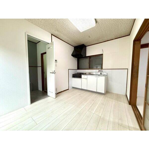 岐阜市細畑3丁目戸建 室内写真1