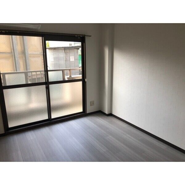 マンションスギヤマ 室内写真1