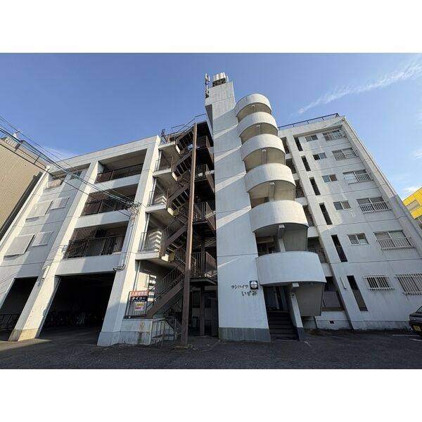 サンハイツいずみ 建物画像