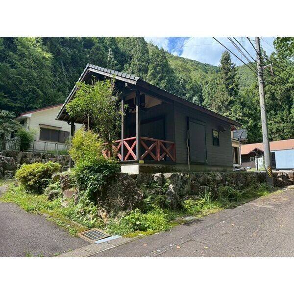 HERMITAGEーARグラン関洞戸モネの池