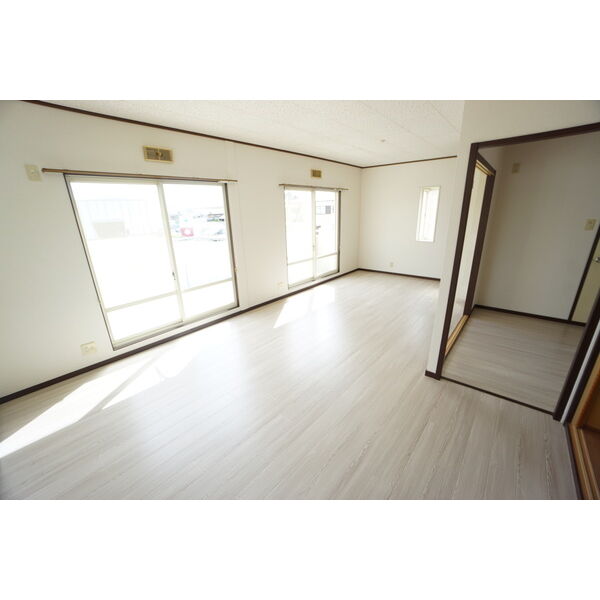 ラプラーニュ参番館 室内写真8