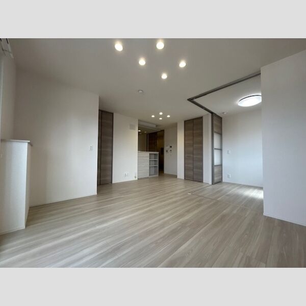 CASA MUKAINO 室内写真6