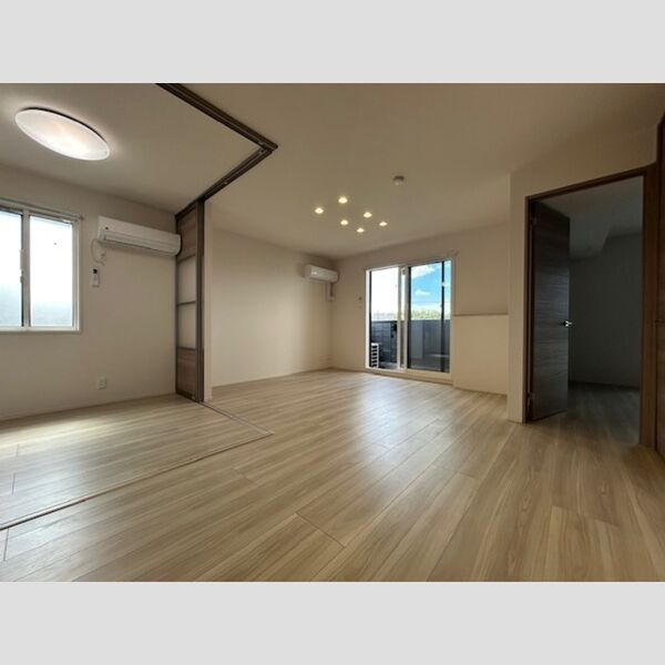 CASA MUKAINO 室内写真7