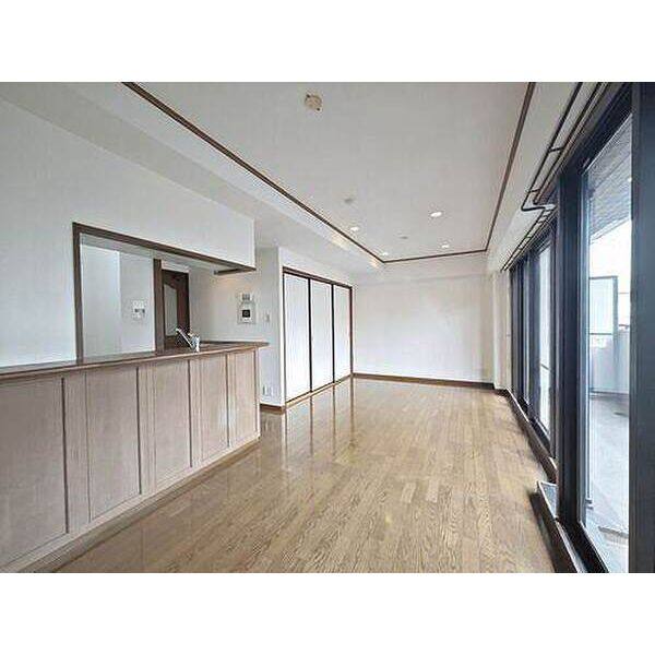 ライオンズマンション一社東 室内写真1
