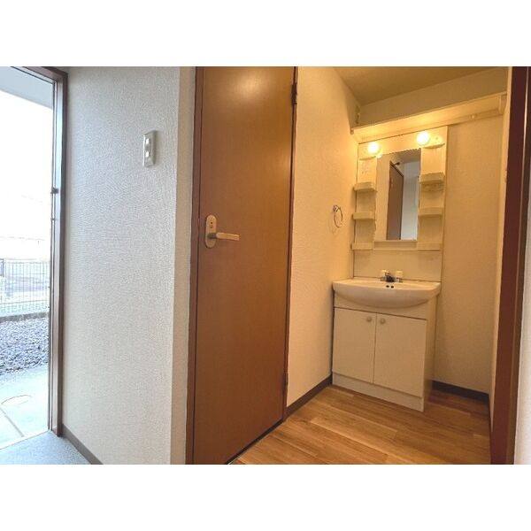 NEU HAUS 室内写真5