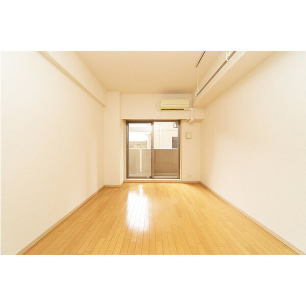 Gramercy Nipponbashi 室内写真1