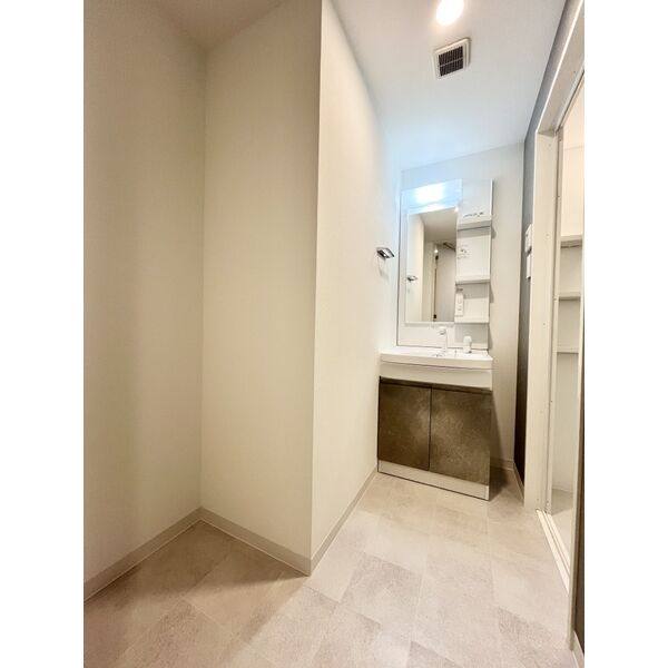 S-RESIDENCE四日市駅前couleur 室内写真4