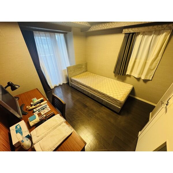 ステージファースト西新宿 室内写真1