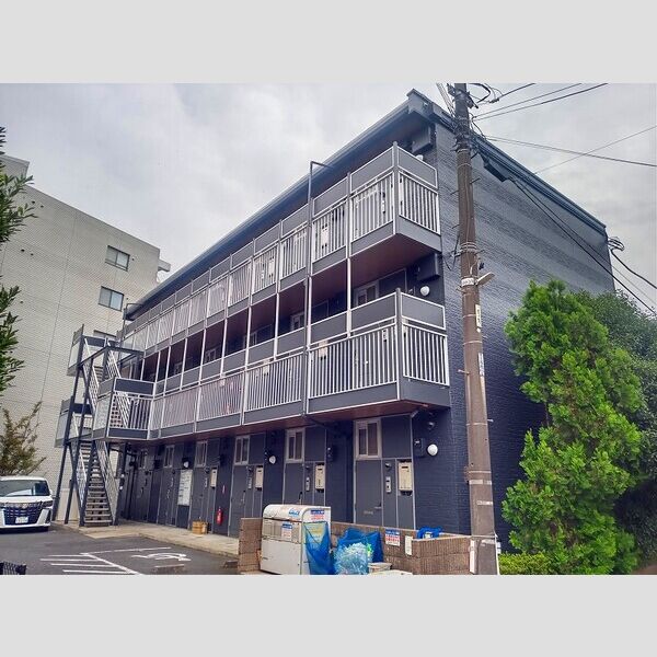 レオパレスプランドール 建物画像