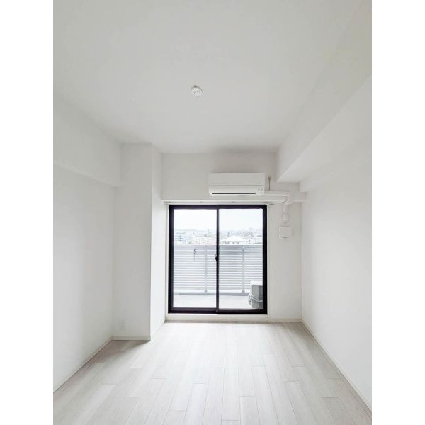 S-RESIDENCE堺湊駅前azure 室内写真1