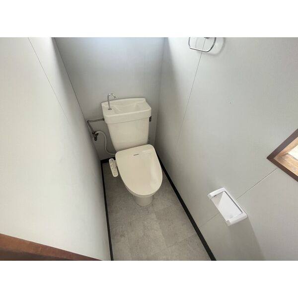 四日市市南納屋戸建 室内写真2