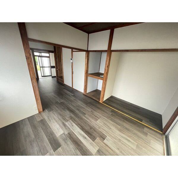 四日市市南納屋戸建 室内写真3