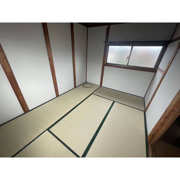 四日市市南納屋戸建 室内写真5
