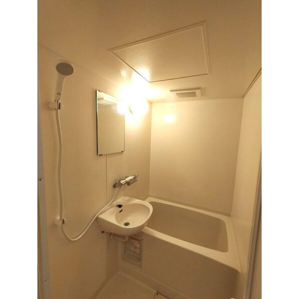 サンヴィレッジシラハタⅢ 室内写真3