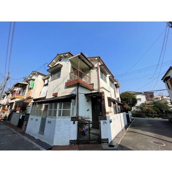 宝塚市3丁目戸建て 建物画像