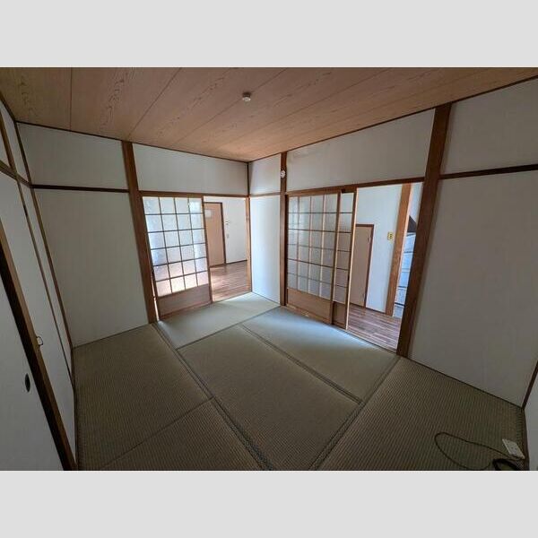 Re-Home丈六286-6 室内写真7