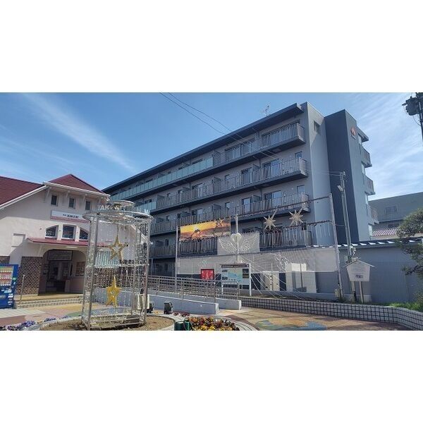 サザンクレスト高師浜 建物画像