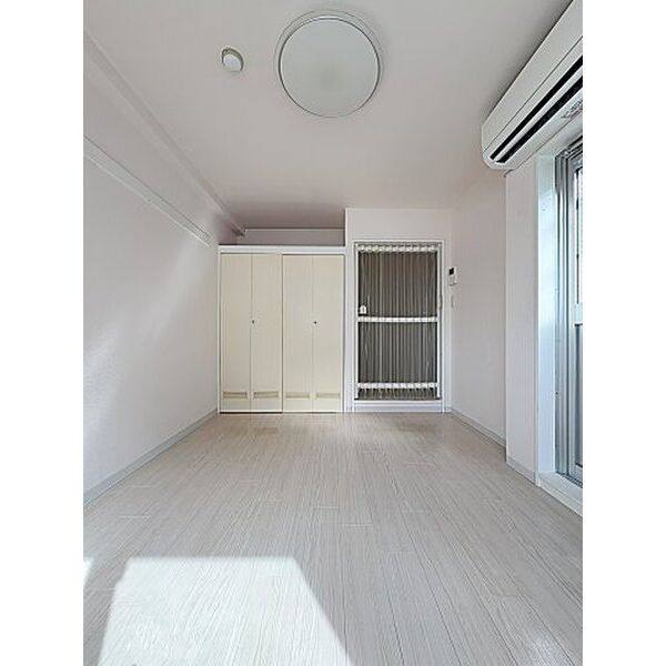 HOUSE LOKO 室内写真1