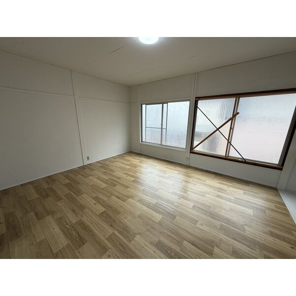 和歌山市三筋目戸建 室内写真2