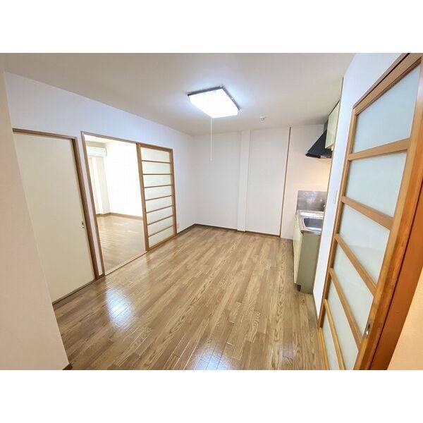 Surplus　K 室内写真2