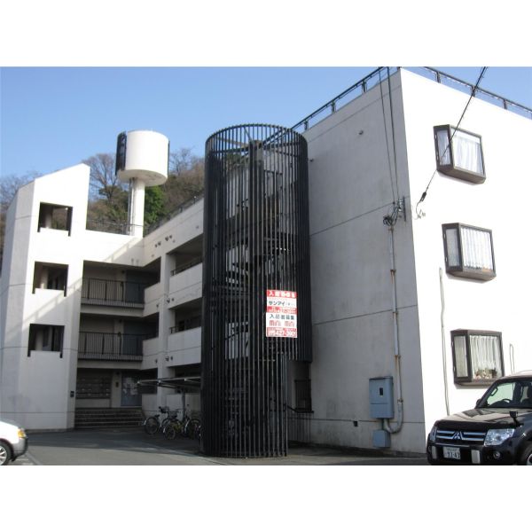 秋葉山マンション 建物画像