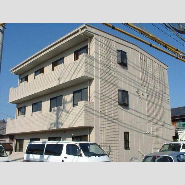 プラージュK 建物画像