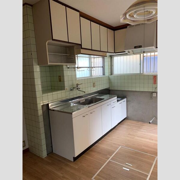 和歌浦中一戸建て 室内写真2