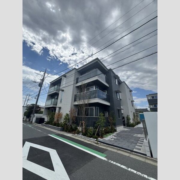 セレスティア細田B