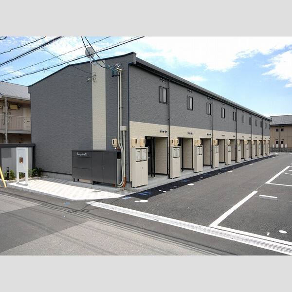レオパレスフローラ松寺