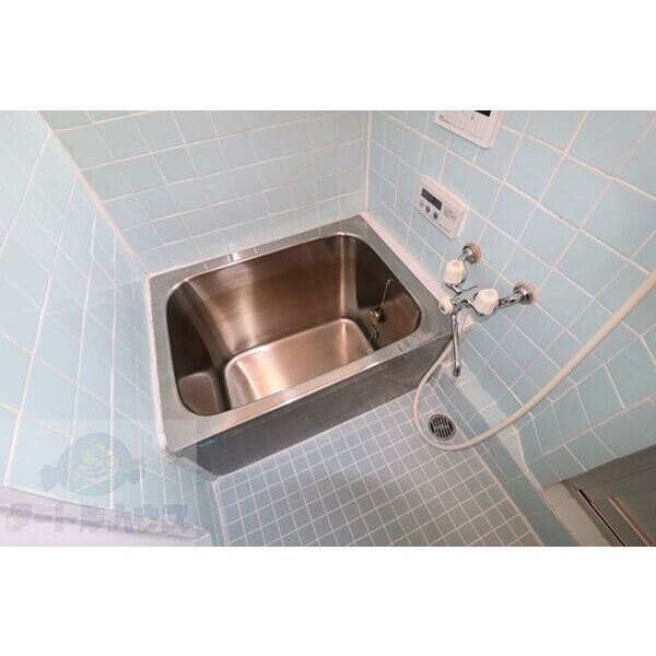 楠公2丁目2階建貸家 室内写真2