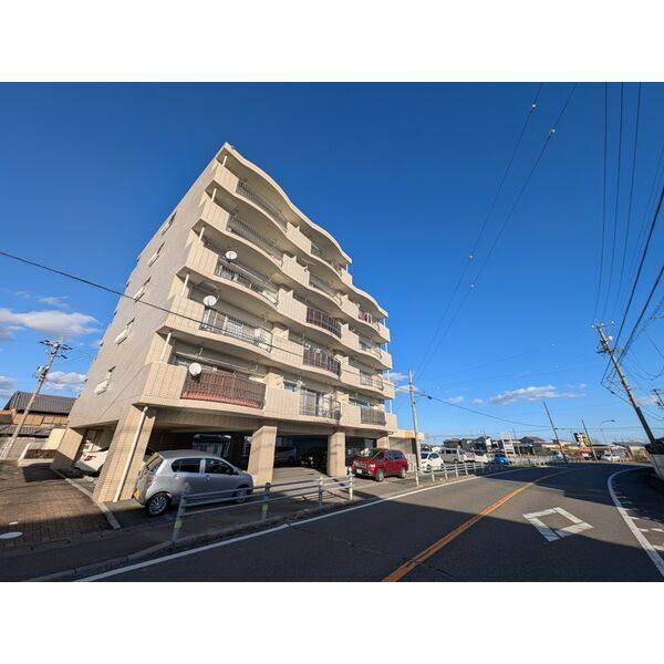 ベルセーヌ枝郷 建物画像