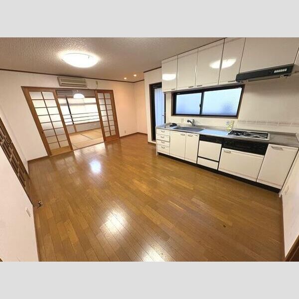 花隈町戸建 室内写真4