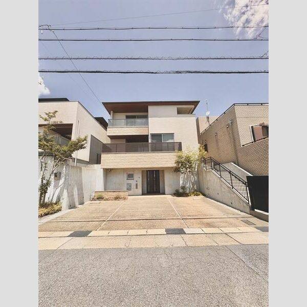 植田東戸建 建物画像