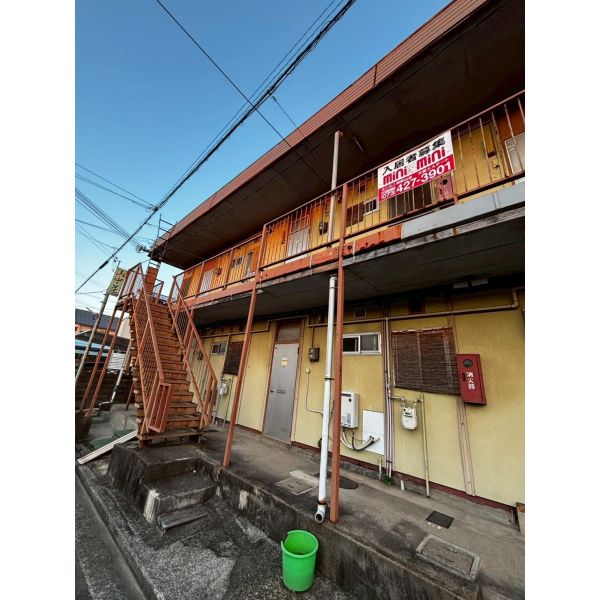 山中荘 建物画像
