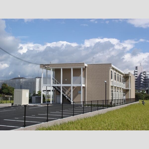 レオパレス友沢 建物画像