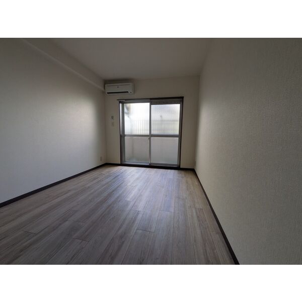 アークみささぎ 室内写真1