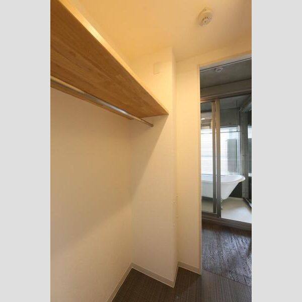 IZ-Residence 室内写真9