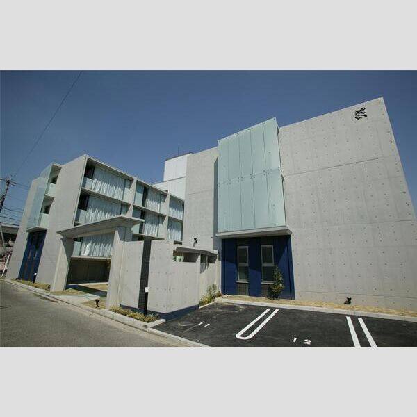 SK BUILDING-9